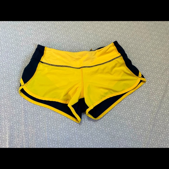 Lululemon size 4 speed shorts